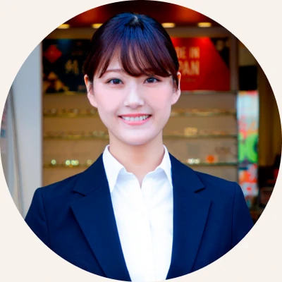 メガネスーパースタッフ