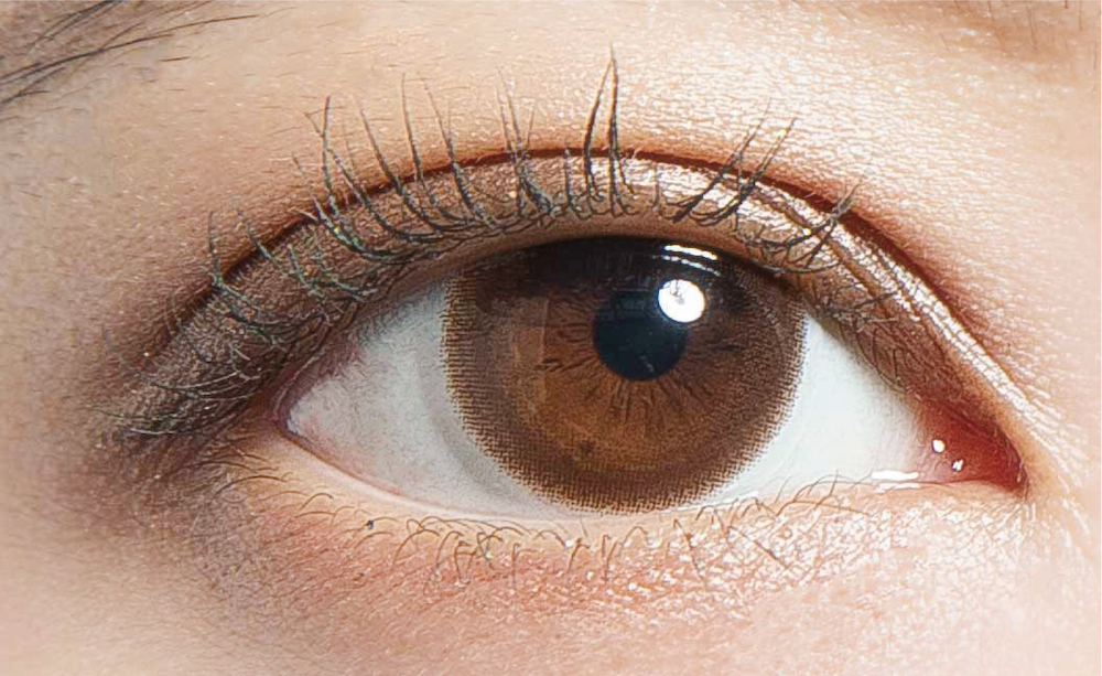 【アーモンドベージュ】DECORATIVE EYES VEIL UV Moist デコラティブアイズ ヴェール UV モイスト 10枚[粧美堂] 画像2